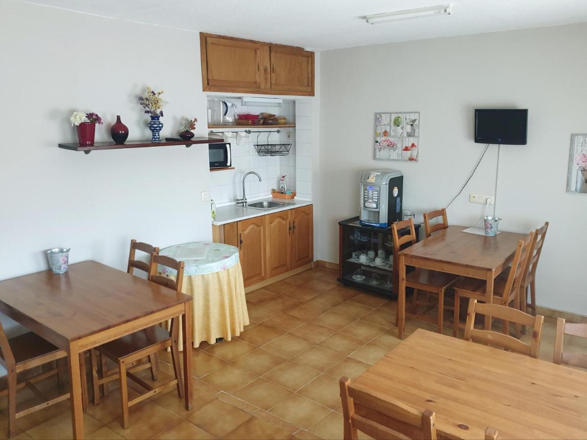 Hostal Puente Azud Avilés Eksteriør billede